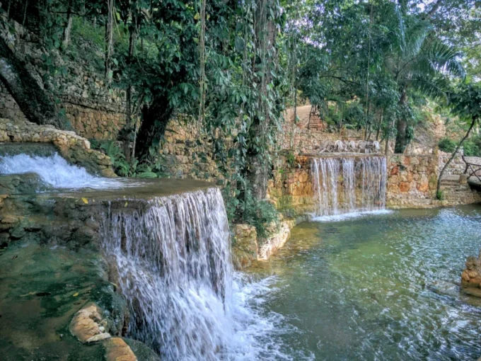 Cano Hondo Waterfalls